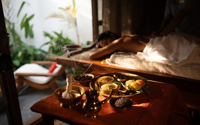 LUXURY AYURVEDA