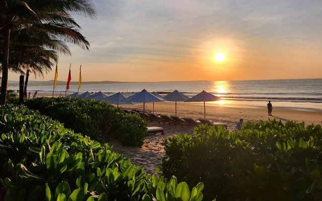 AUTHENTIC Vietnam *****